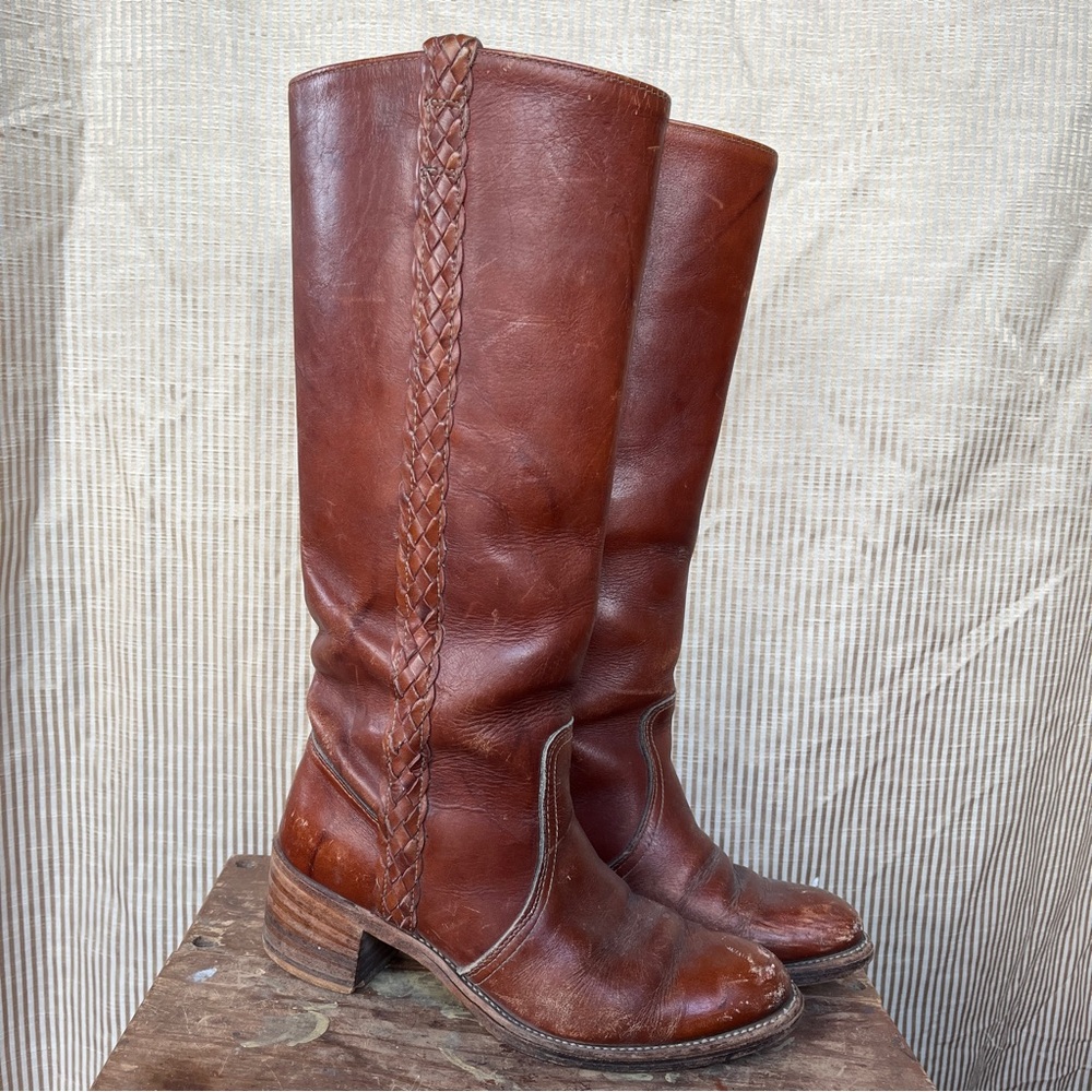 Dingo Vintage Women’s Brown Leather Knee-High Boots - Picture 4 of 9